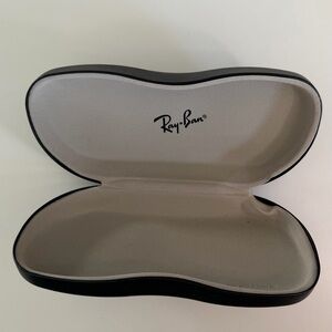 Ray-Ban Black and White Glasses Case